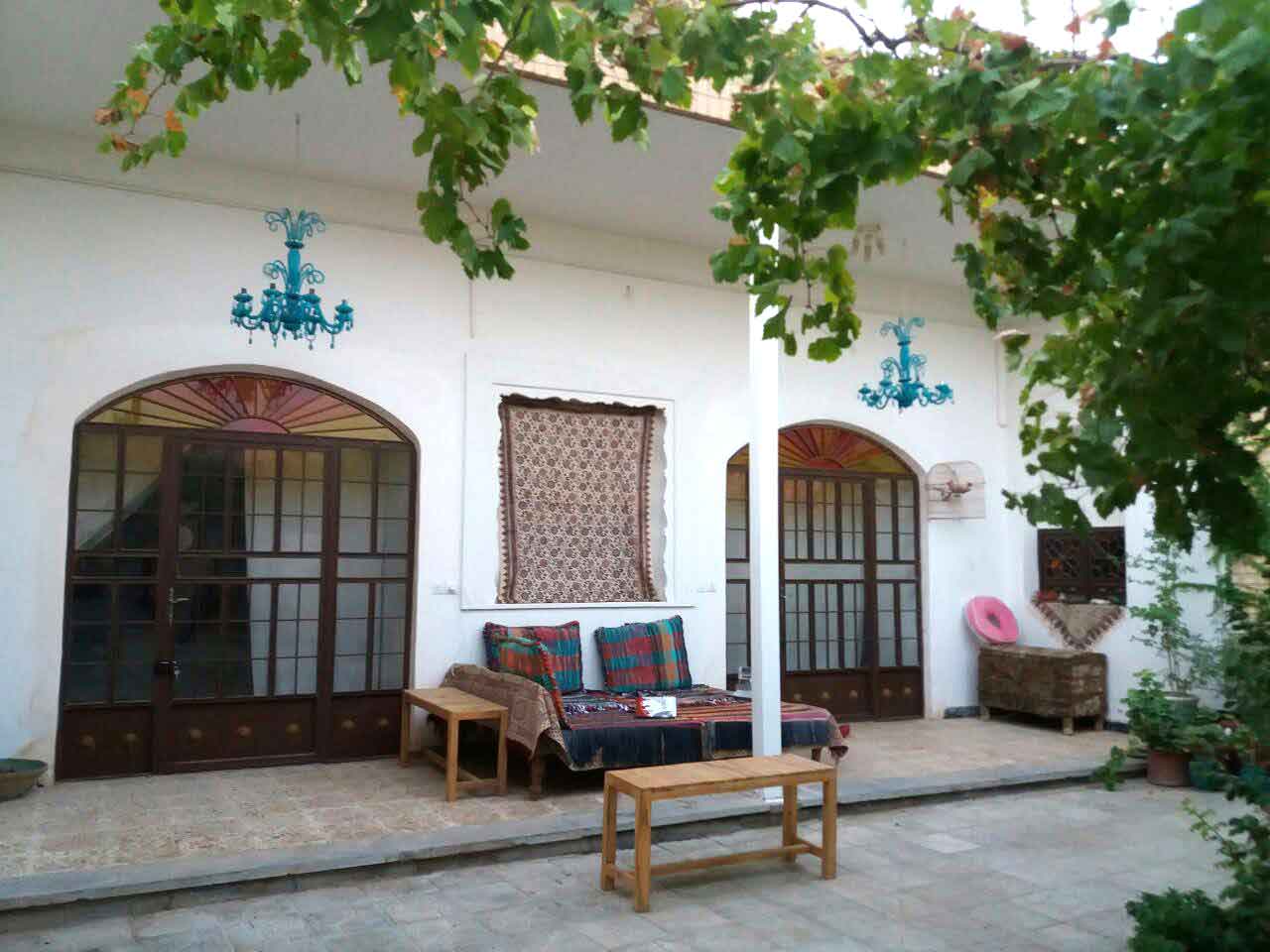 Iranian Guesthouse